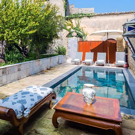 Dimora Di Catullo - Ospitalita Di Charme Holiday home Palazzolo Acreide