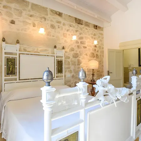 Dimora Di Catullo - Ospitalità Di Charme Casa vacanze Palazzolo Acreide